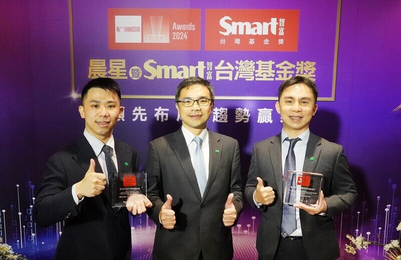國泰投信00878、00687B獲選晨星暨Smart台灣基金大獎，00878連續兩年獲ETF獎，百萬投資人的選擇!